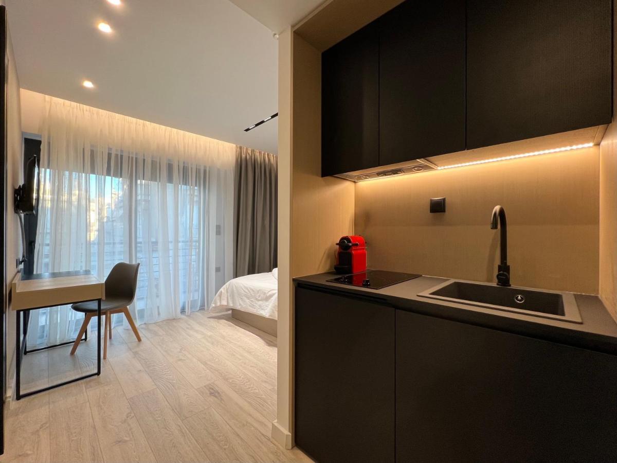 Icon Urban Living Aparthotel Thessaloniki Exterior photo