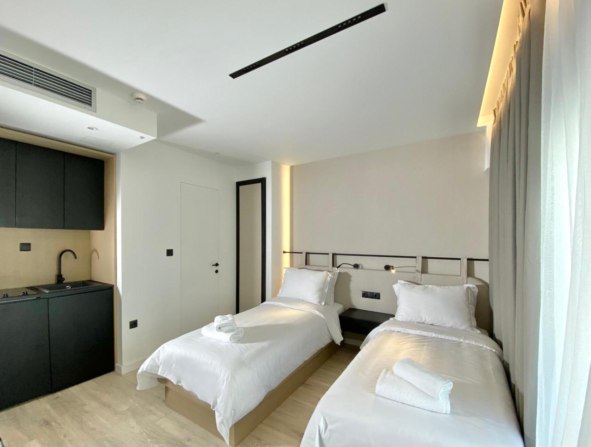 Icon Urban Living Aparthotel Thessaloniki Exterior photo