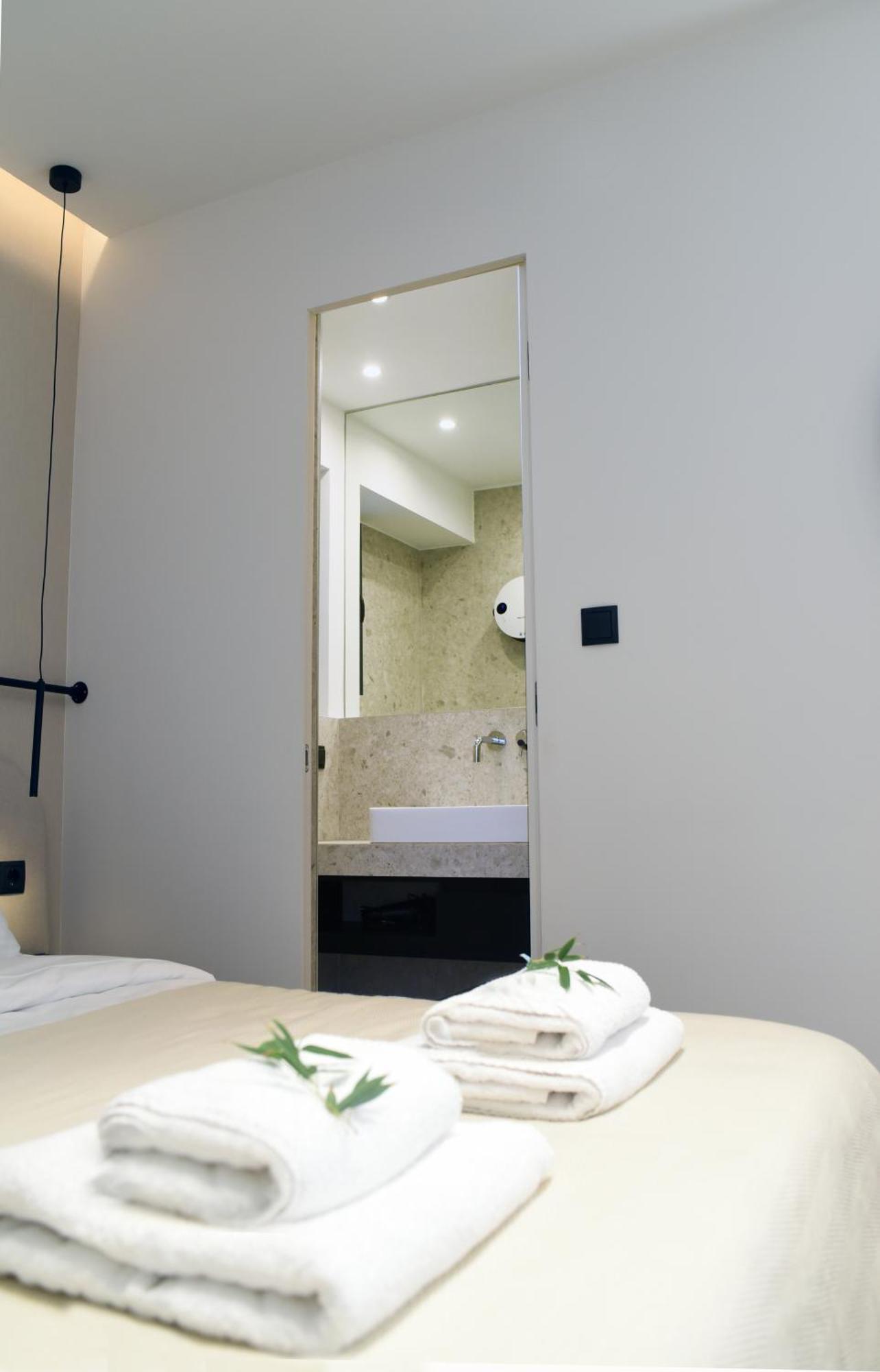 Icon Urban Living Aparthotel Thessaloniki Exterior photo