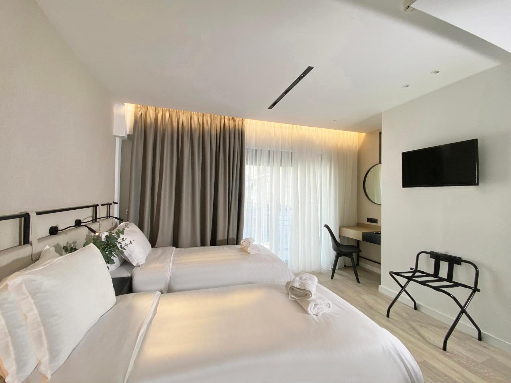 Icon Urban Living Aparthotel Thessaloniki Exterior photo